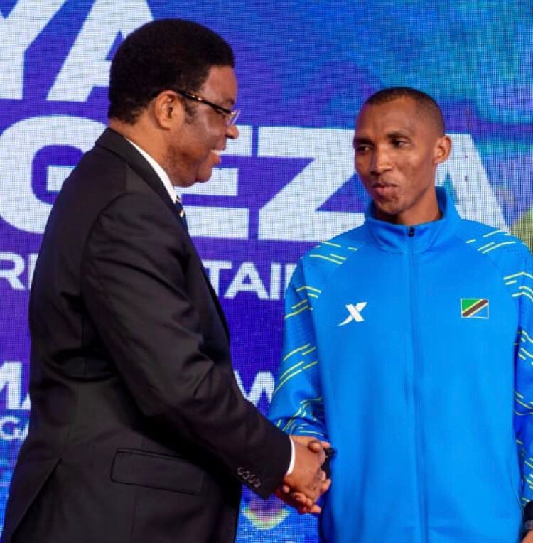 Rais Samia Amzawadia Simbu Nyumba