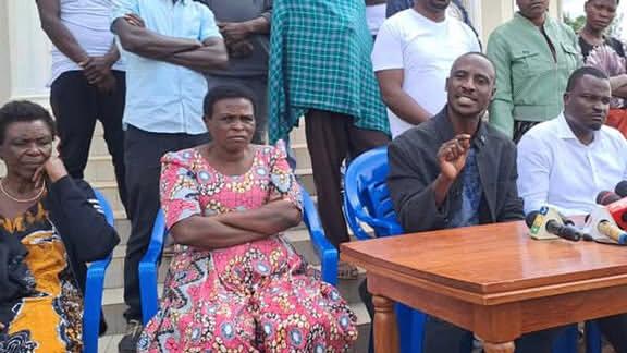 Familia, Chadema Wamsaka Heche