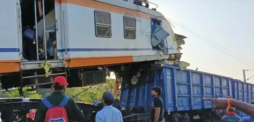 Ajali ya Treni India Yasababisha Vifo vya Watu 11