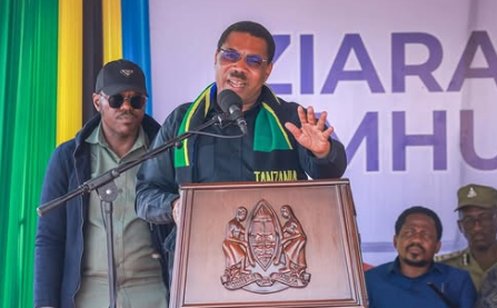 Mwigulu Awatetea  Wasanii Kuimba Kwenye Kampeni