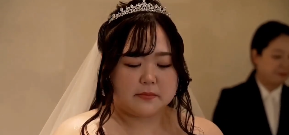 Mwanamke Aolewa na Mume wa AI Kupitia Chatgtp