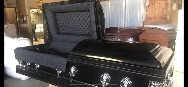 Wanne Wanaswa kwa Tuhuma za Utekaji Wakiwa na Jeneza