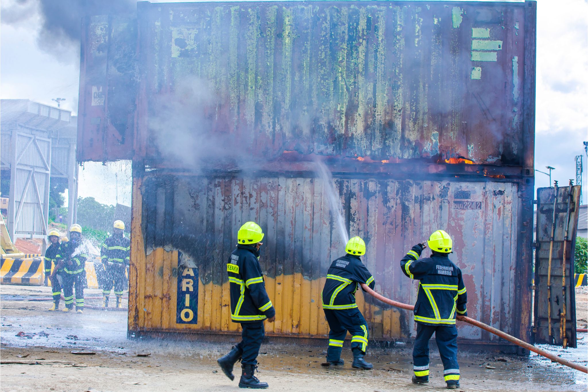 Wanaopiga Simu Zimamoto Waonywa