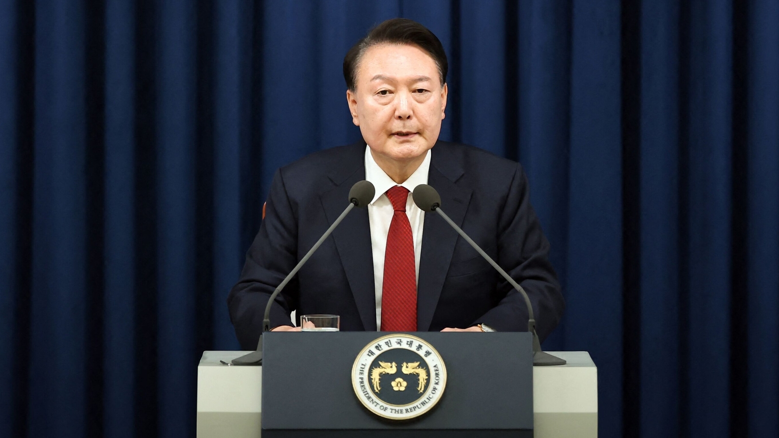 Rais wa Zamani Korea Atupwa Jela Kifungo cha Maisha 